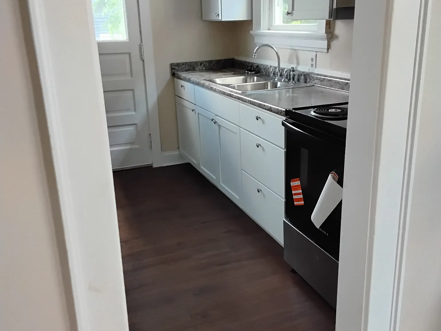4832 Poplar St — Photo 1