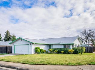1703 Dakota Way, Redding, CA 96003