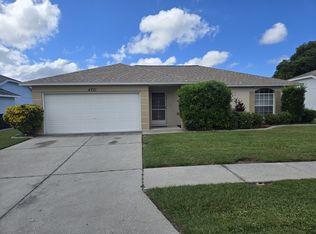 4201 McClung Dr, New Port Richey, FL 34653