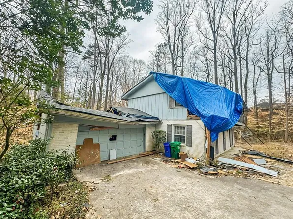 1340 Nerine Cir, Dunwoody, GA 30338