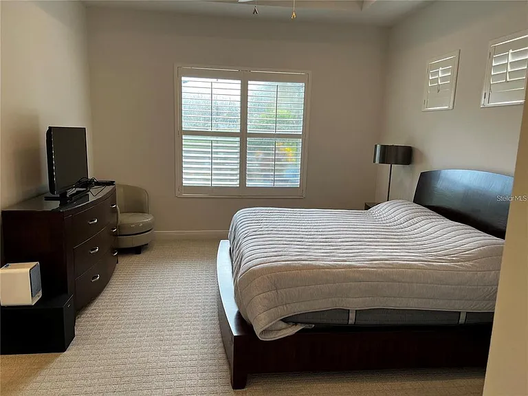 12051 Thornhill Ct — Photo 24