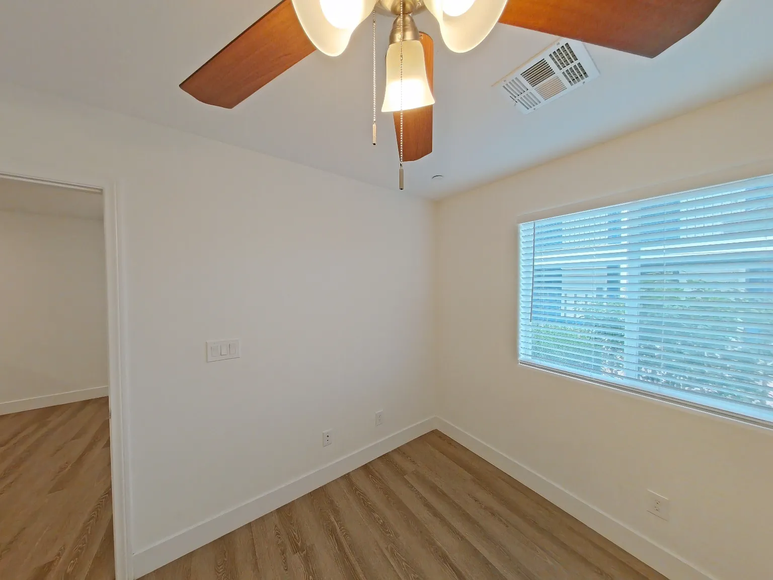 1821 Santa Paula Dr — Photo 3
