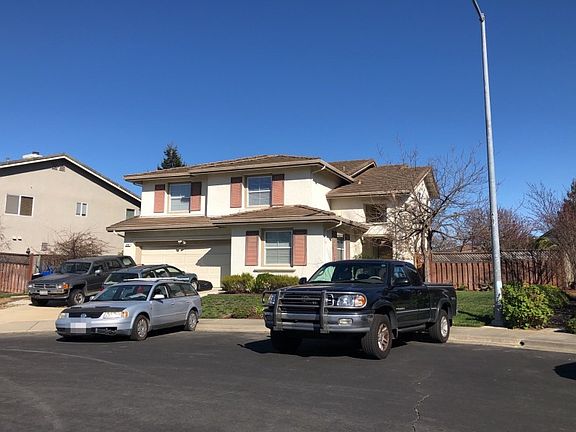 2nd image of 206 Independence Ct