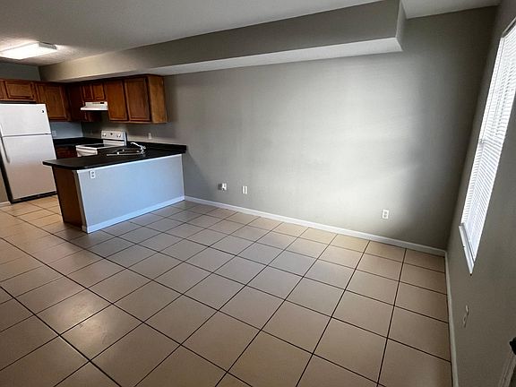 2nd image of 230 Mousas Way #230