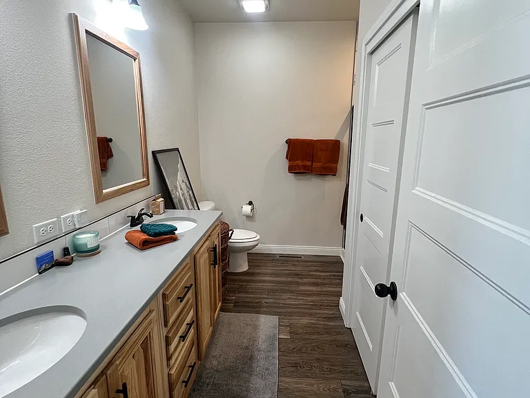 116 Westwoods Dr — Photo 7