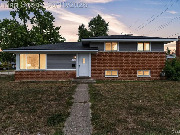 34340 Tomahawk Dr, Westland, MI 48185