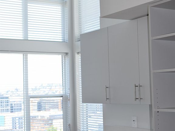 3rd image of 1815 Bellevue Ave Unit 101