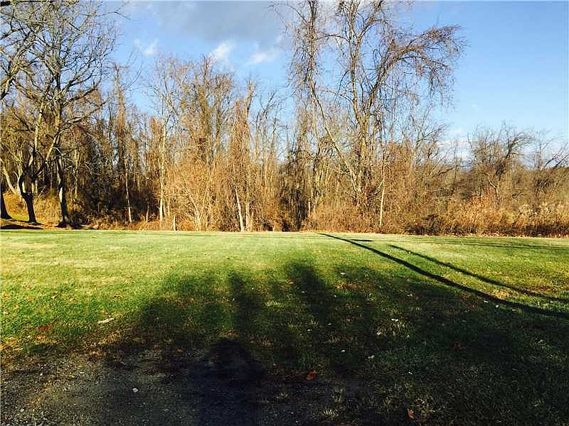 2nd image of Lincoln Hall Rd