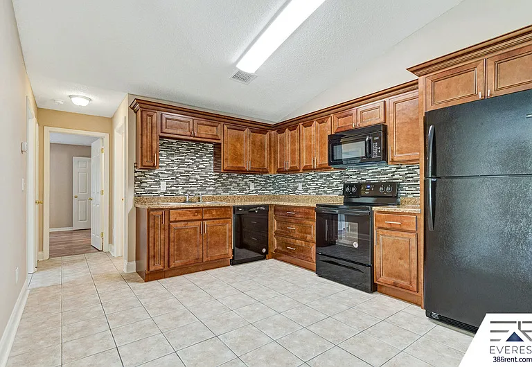 32 Bunker View Dr #A — Photo 8
