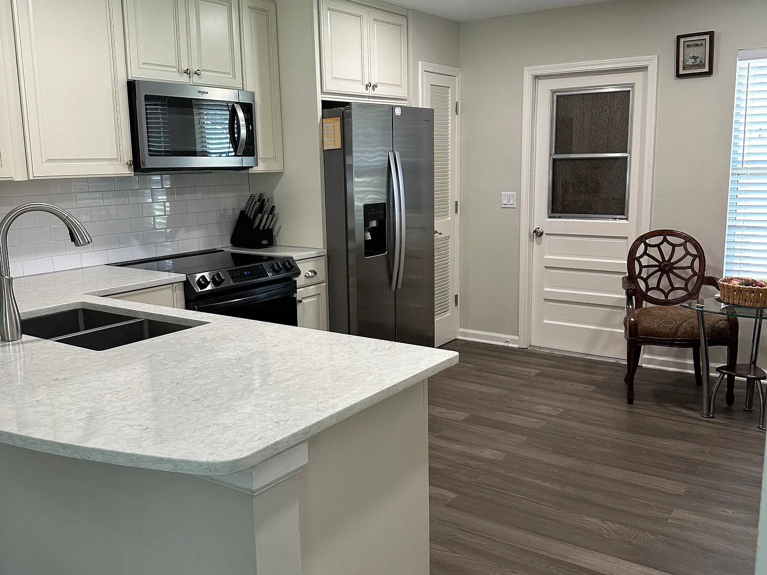 4 bed, 1338 sqft, $2,300 — Photo 4