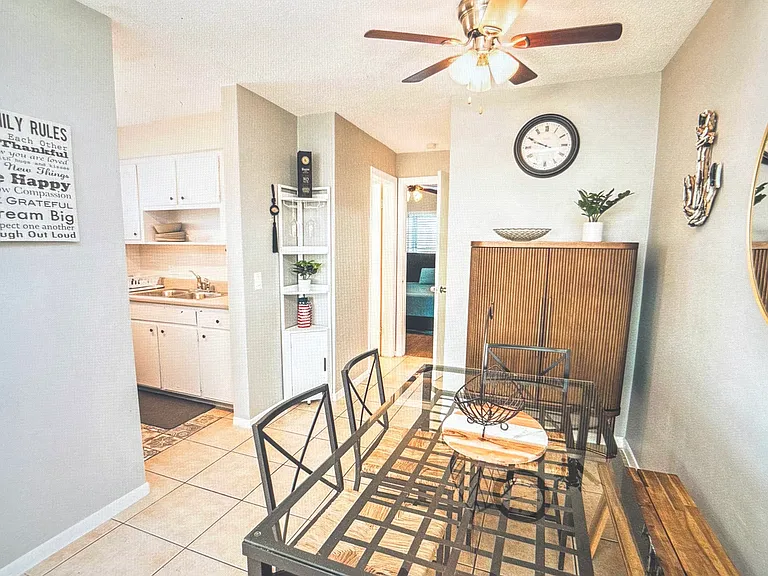 2344 Shelley St #9 — Photo 7