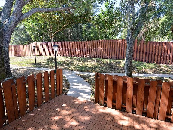 4th image of 7940 SE Villa Circle #2704