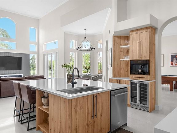 4th image of 1875 NW 167th Avenue