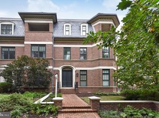 2733 Cathedral Ave NW, Washington, DC 20008