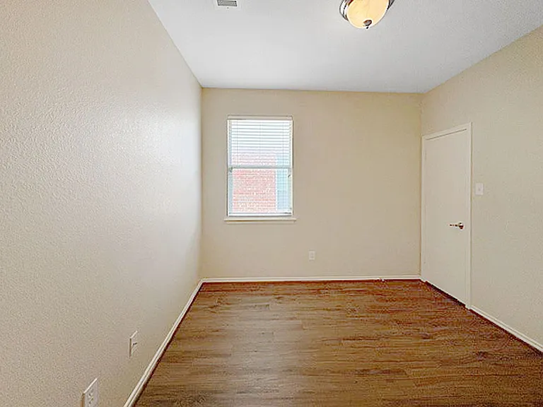 9716 Minton Dr — Photo 21