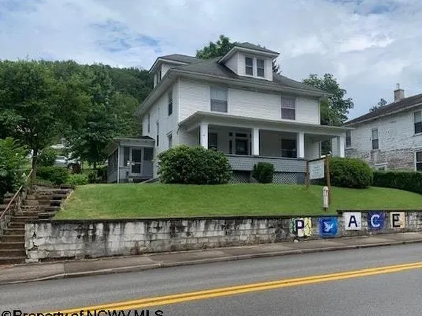 397 S Main St, Philippi, WV 26416