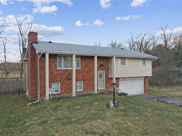 1402 Swede Hill Rd, Greensburg, PA 15601