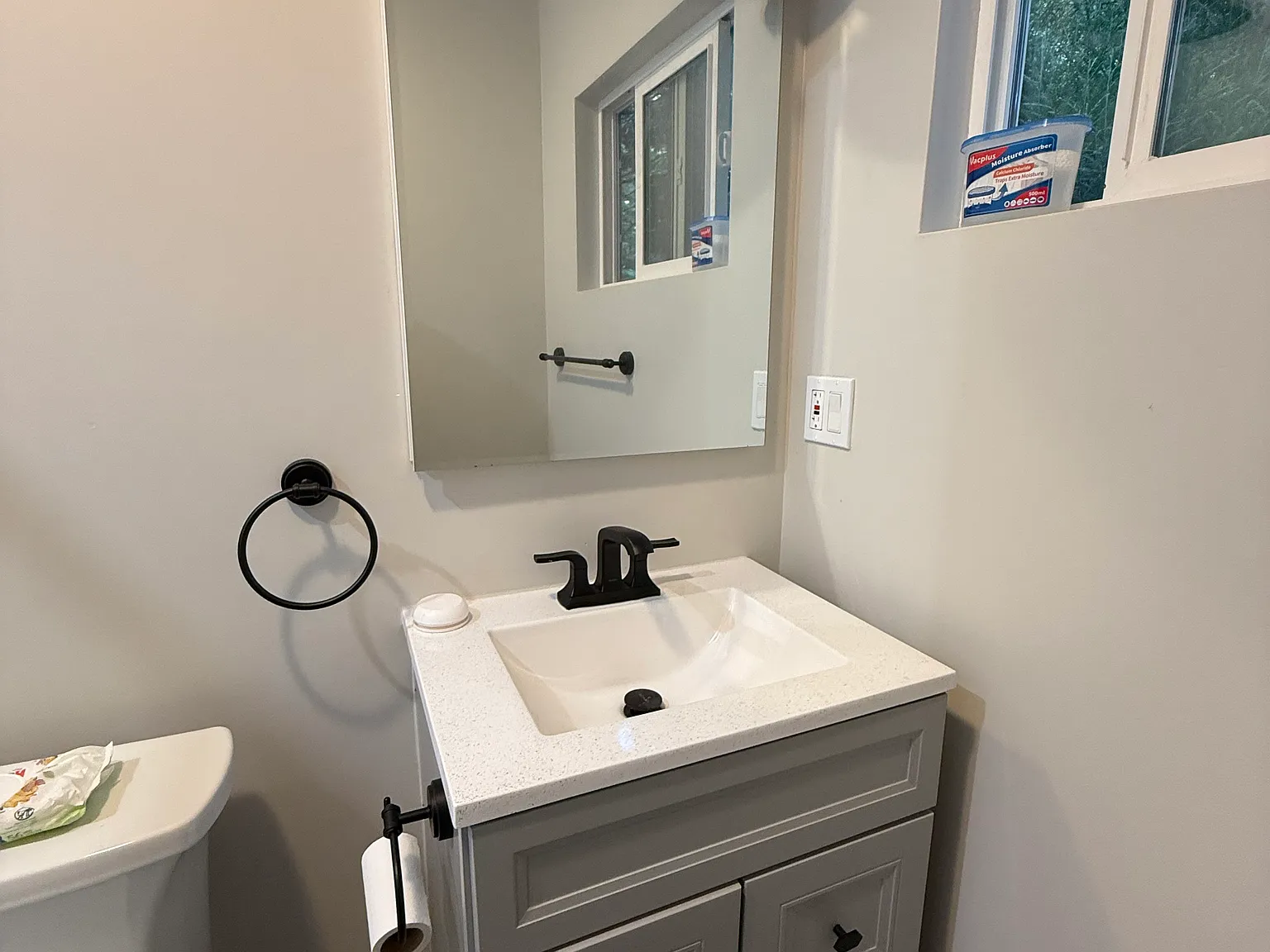 2 bed, 664 sqft, $3,200 — Photo 4