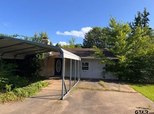 119 County Road 1440, Mount Pleasant, TX 75455