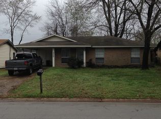 2400 Amberly Dr, North Little Rock, AR 72117