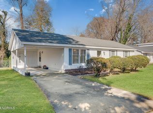 126 Fletcher Pl, Greenville, NC 27858