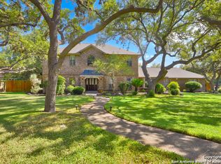 11214 Hunters Path, Helotes, TX 78023