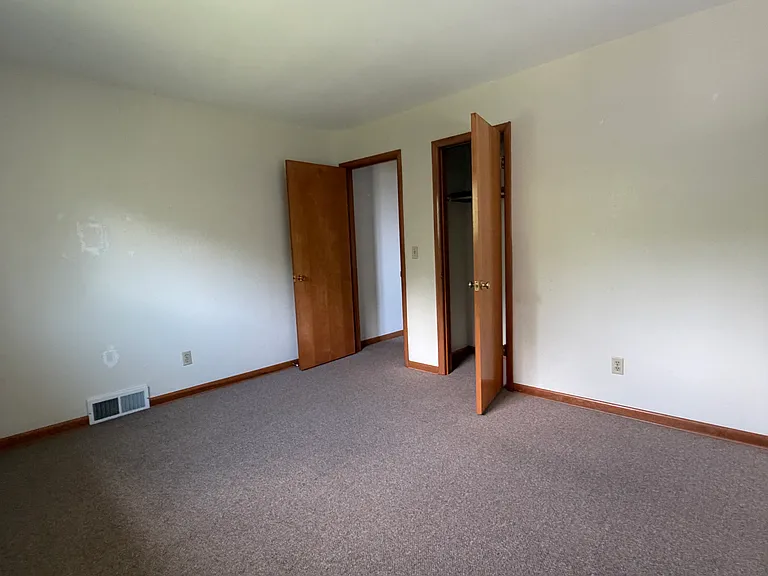 29245 Hufford Rd #5 — Photo 5