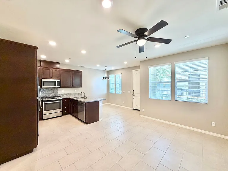 40390 Calle Real — Photo 5