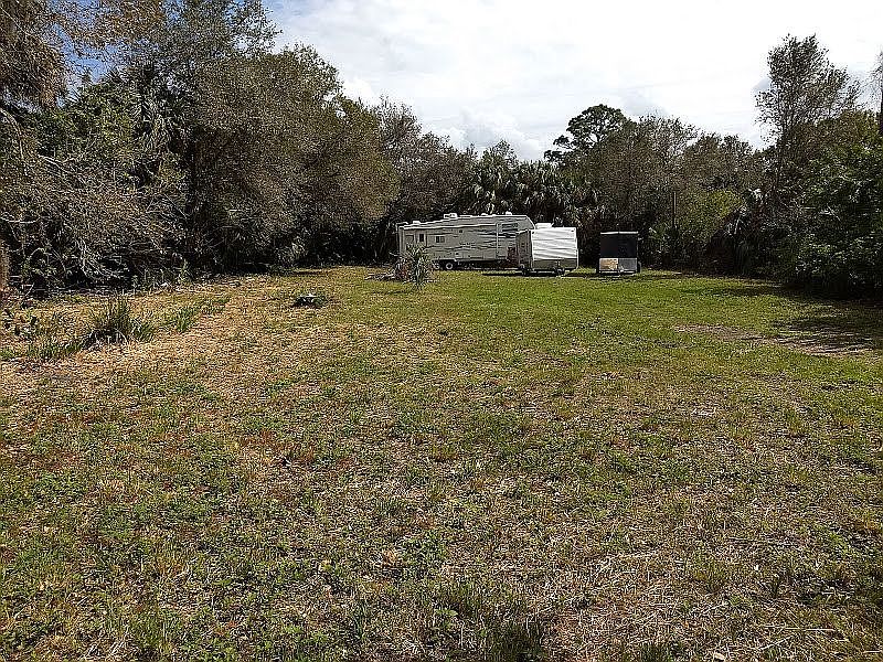 1st image of 8143 Bartholomew Dr