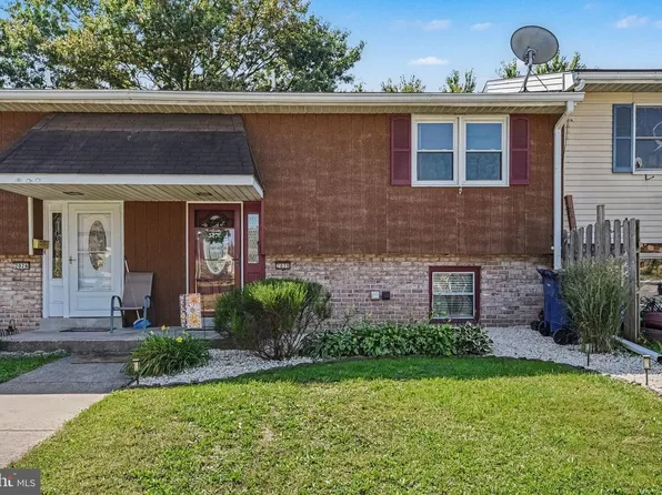 2078 Lexington Ave, Middletown, PA 17057