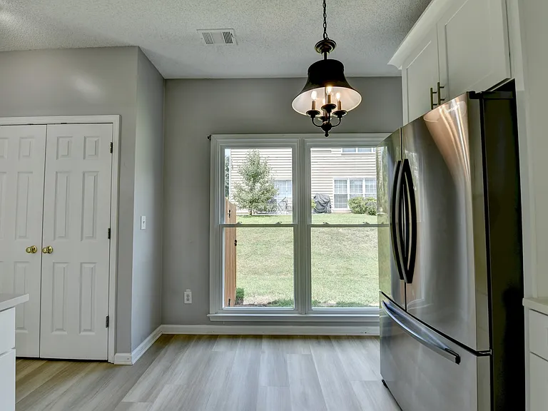 6125 Pattingham Dr — Photo 13