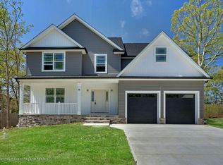 19 Tradewinds Ave, Barnegat, NJ 08005