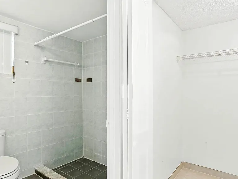 3050 Norwood Pl #N112 — Photo 4