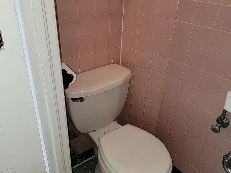 109 Madison St #8 — Photo 6