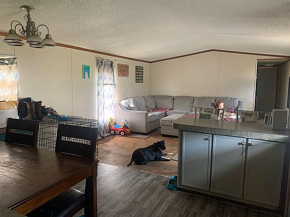 4th image of 1092 Fir Ln