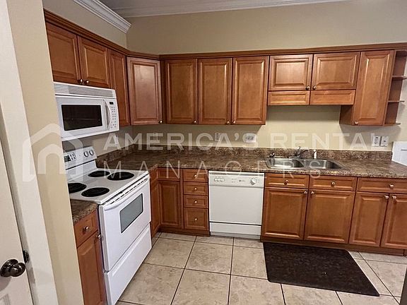 5th image of 5623 Colony Ln