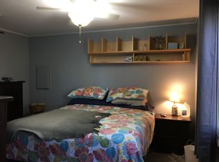 630 Riverside Dr, Libertyville, IL 60048