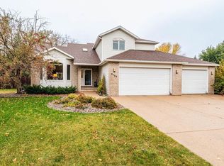 3126 37 1/2 Ave S, Fargo, ND 58104