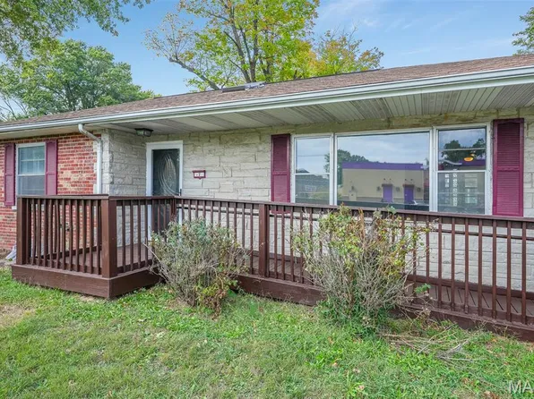 7 S 60th St, Belleville, IL 62223