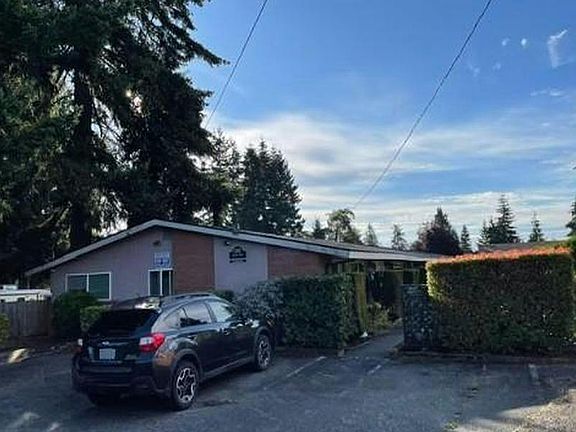 3rd image of 1302 Cascade Dr APT 3