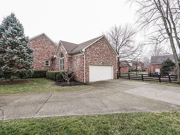 4th image of 8405 Saint George Ln