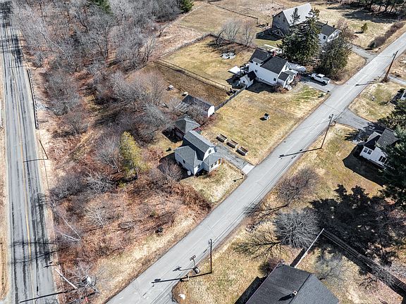 3rd image of 36 Northern Avenue