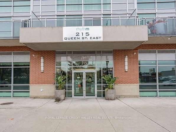 215 Queen St E #217, Brampton, ON L6W 0A9