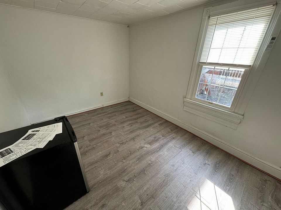 2nd image of 128 S Main St #10