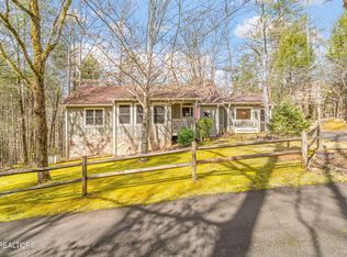151 Sequoyah Village Rd, Townsend, TN 37882