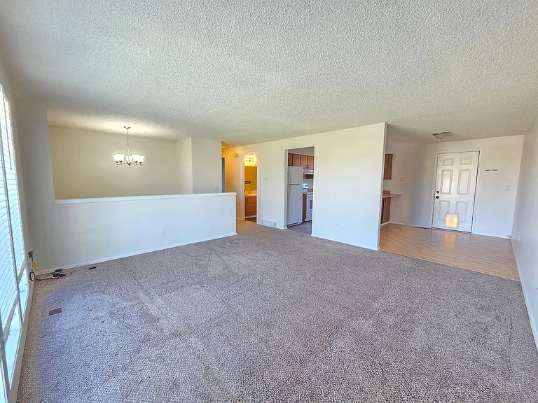 1707 N Glenn Ct — Photo 3