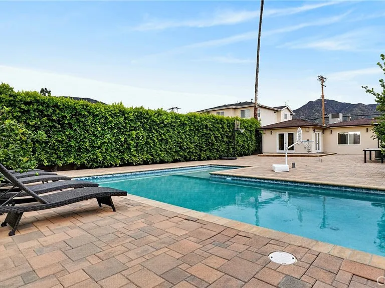 10855 Oro Vista Ave — Photo 34