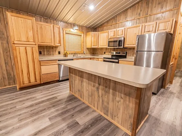114 Brown Avenue, Onalaska, TX 77360