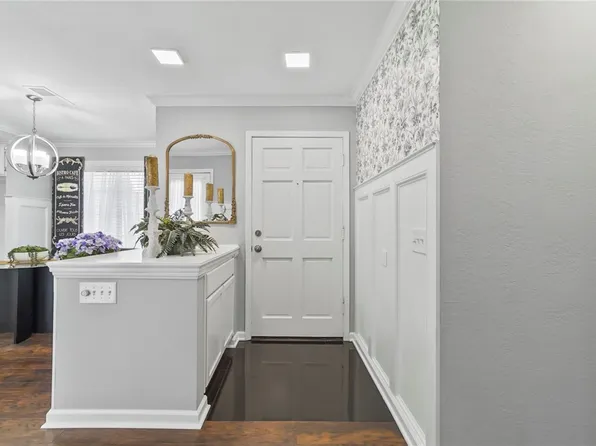 10978 Buckingham Way, Montclair, CA 91763