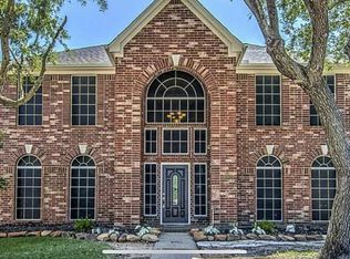 6902 Silver Grove Ct, Pasadena, TX 77505